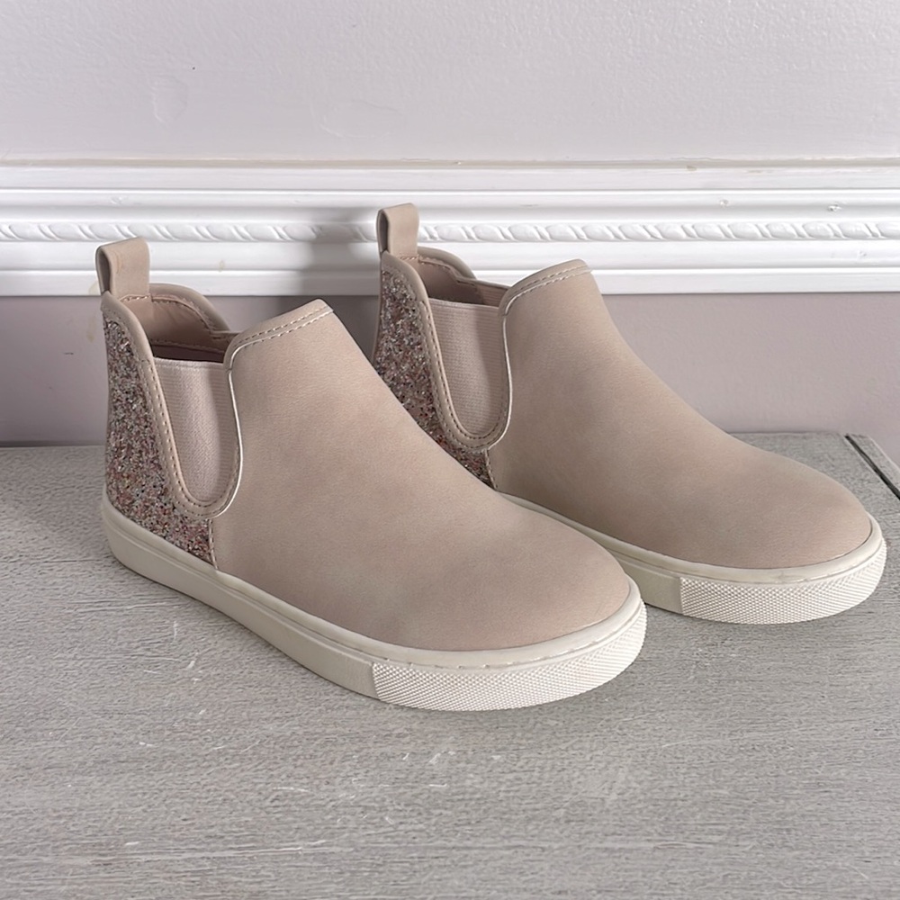 DV Dolce Vita Kids' Sandra High Top Sneaker/Bootie,  Size 13